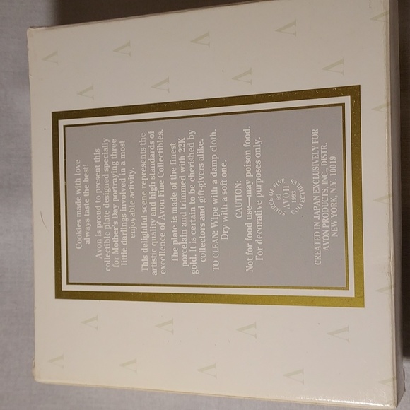 Vintage 1993 Avon Mother's Day Plate in Original Box - Picture 4 of 5